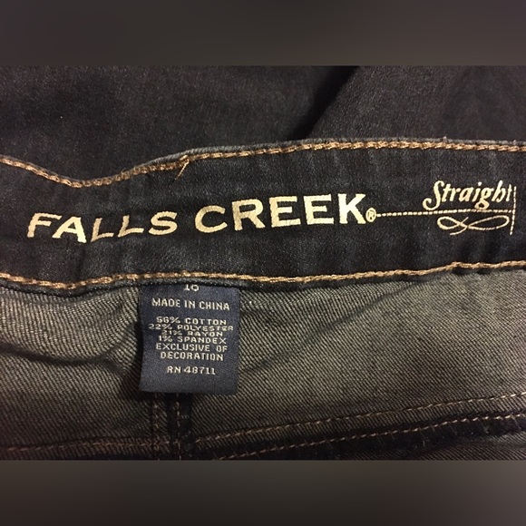 🌻Falls creek Dark Wash Straight leg Jean’s Size 18🌻 - Picture 2 of 8